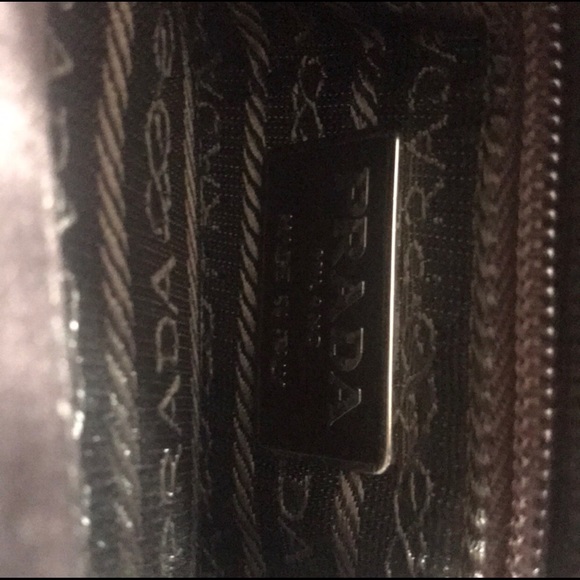 ❤️HP❤️EUC Prada small shoulder/crossbody bag - Picture 6 of 7
